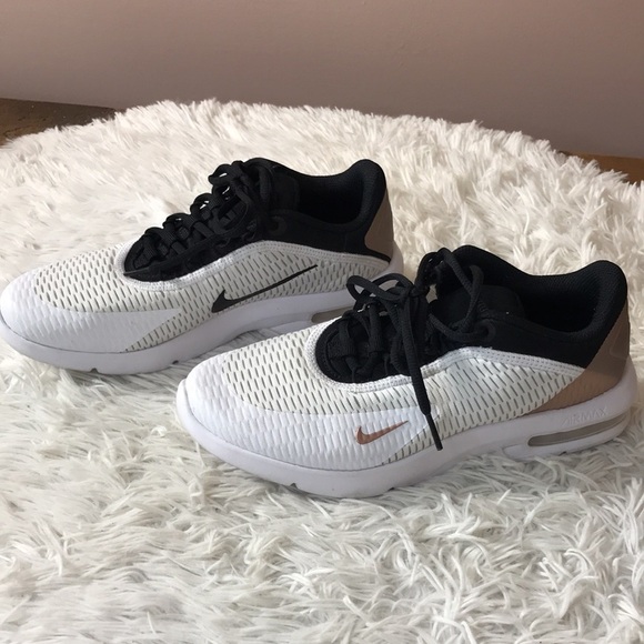 Womens Air Max Advantage 3 ‘White Metallic Red Bronze’ - Picture 5 of 16